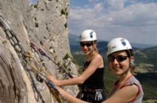  Escalada con amigos 